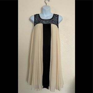 Forever 21 Sleeveless Pleated A-Line Beige Dress